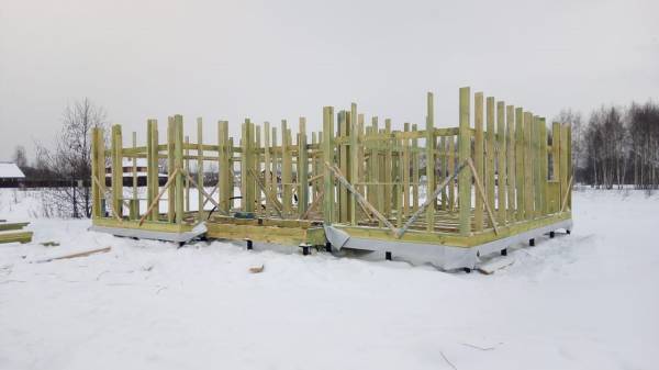 Строительство каркасного дома зимой