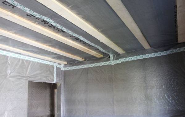 Обрешетка на потолке для дальнейшей отделки